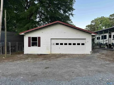 40 Buttercup Drive Guntersville AL 35976