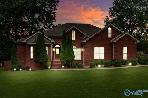 101 Inwood Trail Madison AL 35758