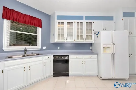 1809 Edgemere Court SE Huntsville AL 35803