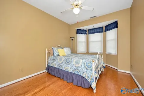 1809 Edgemere Court SE Huntsville AL 35803
