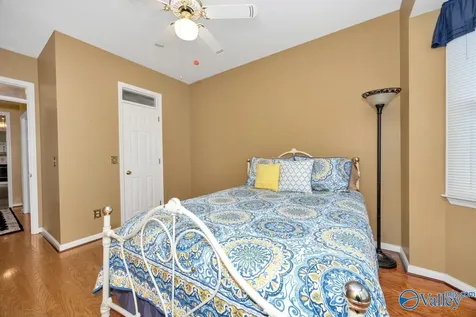 1809 Edgemere Court SE Huntsville AL 35803