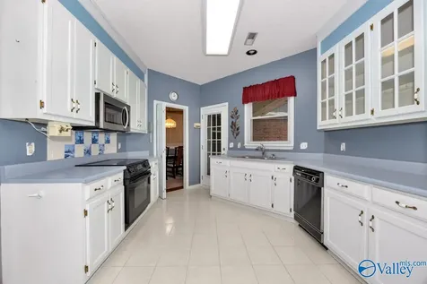 1809 Edgemere Court SE Huntsville AL 35803