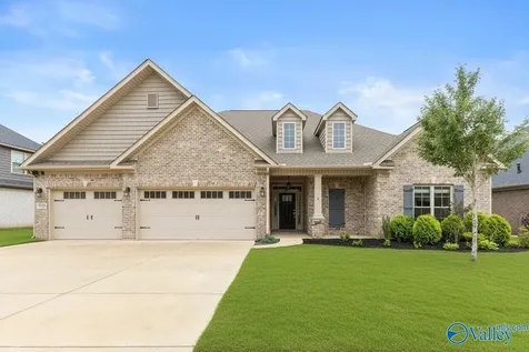 7519 Flint Crossing Circle Owens Cross Roads AL 35763