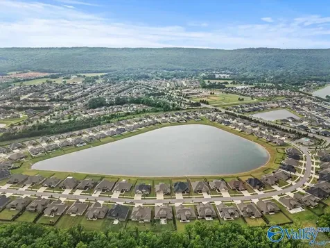 7519 Flint Crossing Circle Owens Cross Roads AL 35763