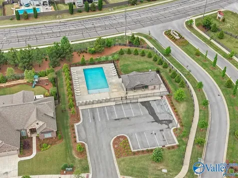 7519 Flint Crossing Circle Owens Cross Roads AL 35763