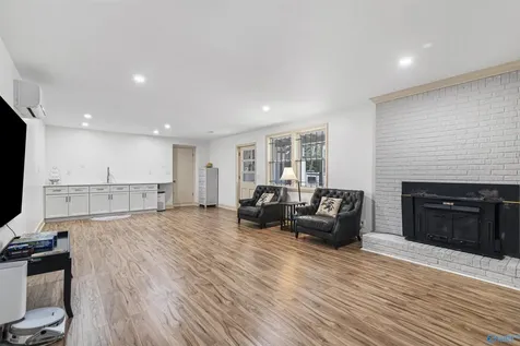 1918 Rosalie Ridge Drive NE Huntsville AL 35811