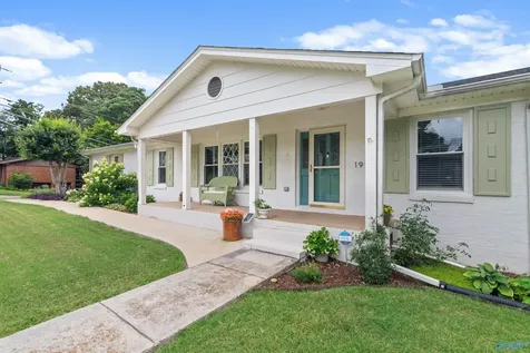 1918 Rosalie Ridge Drive NE Huntsville AL 35811