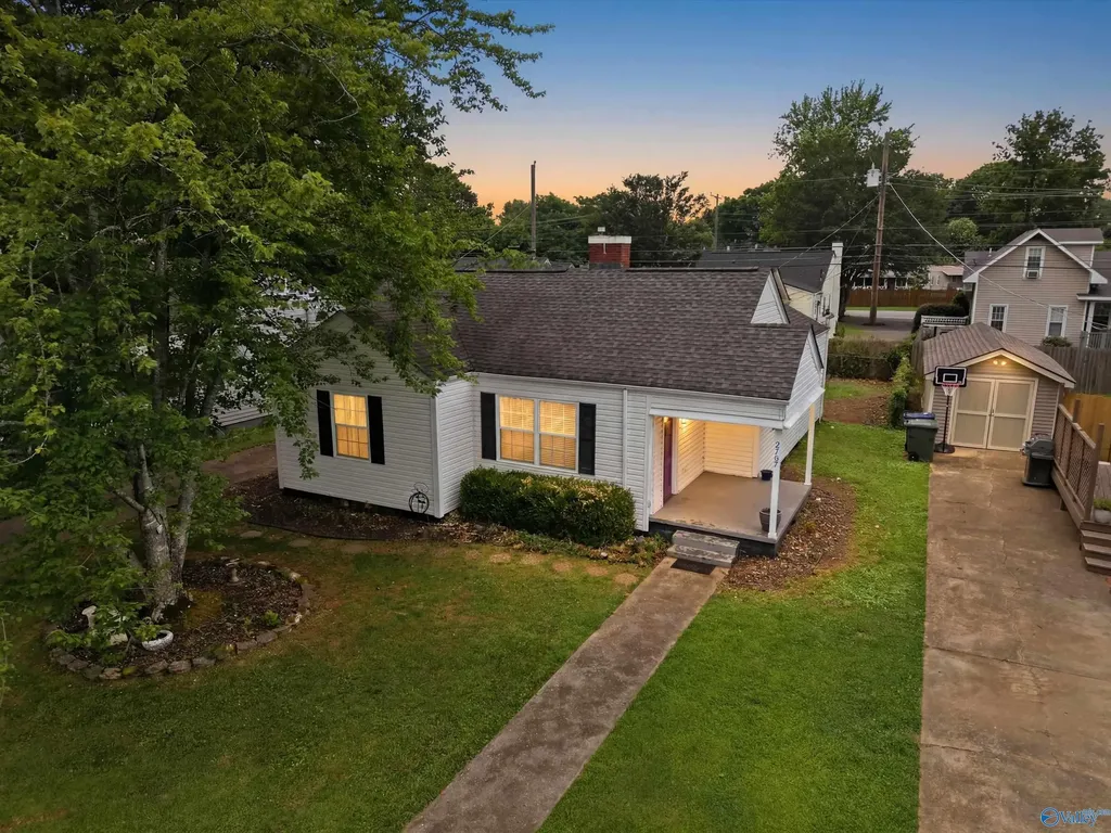2707 Hastings Road SW Huntsville AL 35801