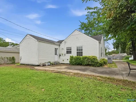 2707 Hastings Road SW Huntsville AL 35801