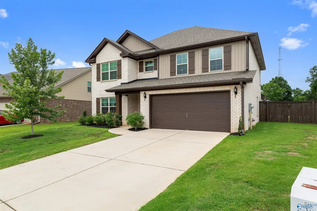 217 Shubert Drive Hazel Green AL 35750