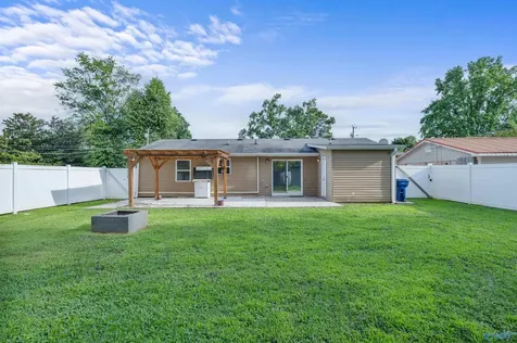 2421 Yorkshire Drive SW Huntsville AL 35803