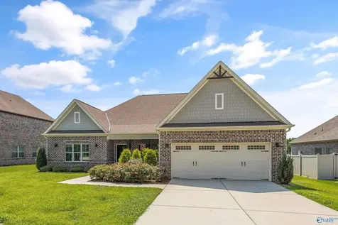 22529 Oakdale Ridge Lane Athens AL 35613