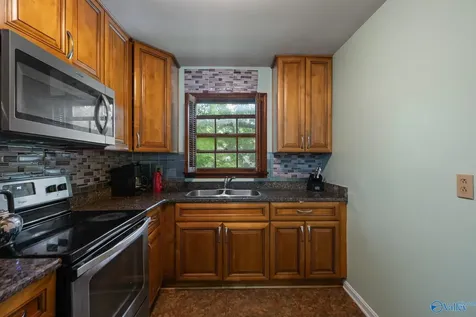 4630 Broadmeadow Lane NW Huntsville AL 35810