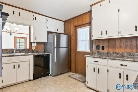 7208 Hickory Hill Lane SE Huntsville AL 35802