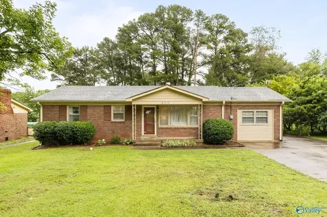2514 Birchfield Street NW Huntsville AL 35810