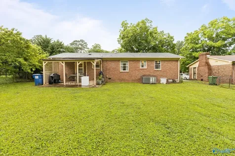 2514 Birchfield Street NW Huntsville AL 35810