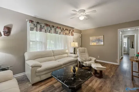 2514 Birchfield Street NW Huntsville AL 35810
