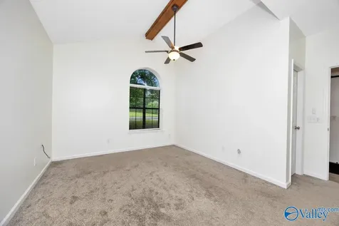 129 Tammy Gaines Lane Huntsville AL 35811