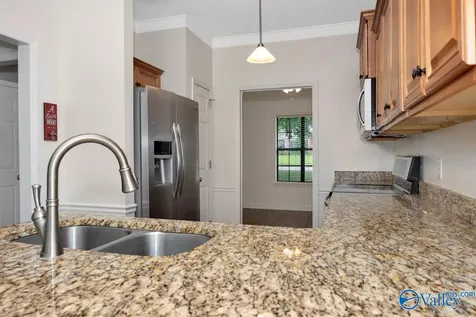 129 Tammy Gaines Lane Huntsville AL 35811