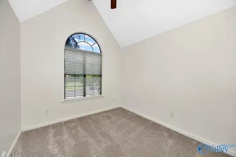 129 Tammy Gaines Lane Huntsville AL 35811