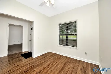 129 Tammy Gaines Lane Huntsville AL 35811