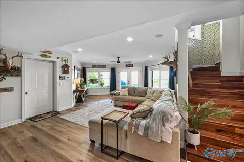 1321 Cardessa Lane Grant AL 35747