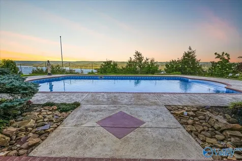 1321 Cardessa Lane Grant AL 35747