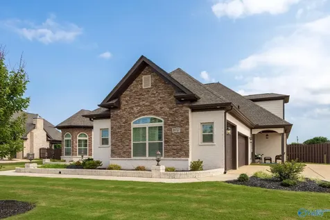 20727 Lakewood Drive Athens AL 35611