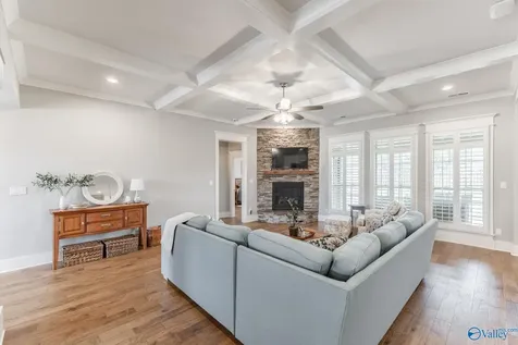 20727 Lakewood Drive Athens AL 35611