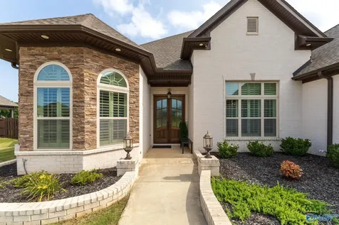 20727 Lakewood Drive Athens AL 35611
