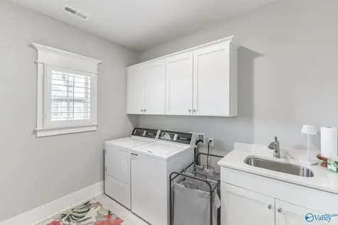 20727 Lakewood Drive Athens AL 35611