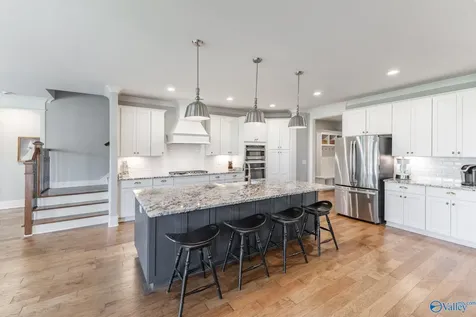20727 Lakewood Drive Athens AL 35611