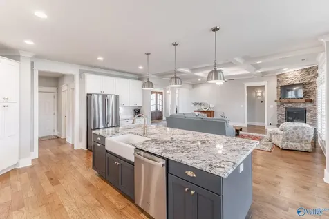 20727 Lakewood Drive Athens AL 35611