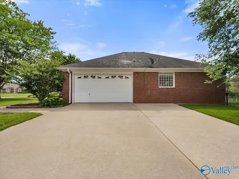 112 Kimberly Lou Boulevard Huntsville AL 35811