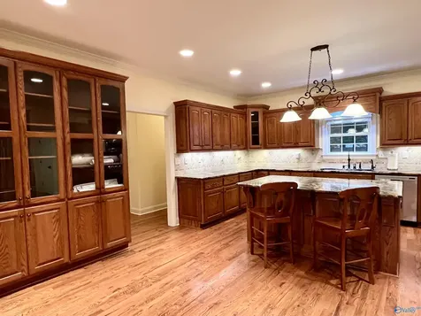 100 Forest Bend Drive Huntsville AL 35806