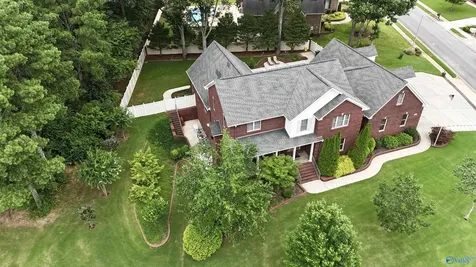 100 Forest Bend Drive Huntsville AL 35806