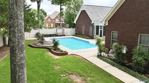 100 Forest Bend Drive Huntsville AL 35806