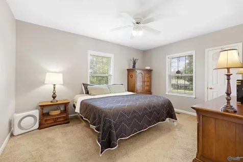 2331 Buck Island Drive Guntersville AL 35976
