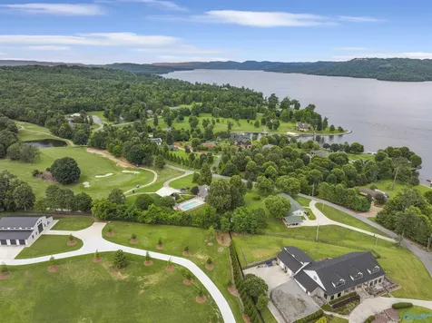 2331 Buck Island Drive Guntersville AL 35976
