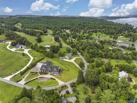 2331 Buck Island Drive Guntersville AL 35976