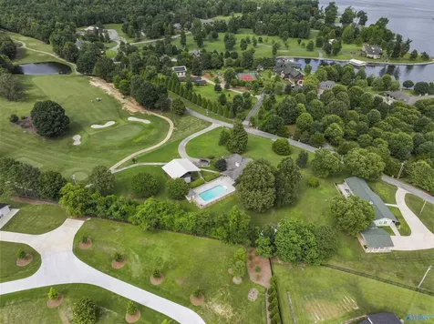 2331 Buck Island Drive Guntersville AL 35976