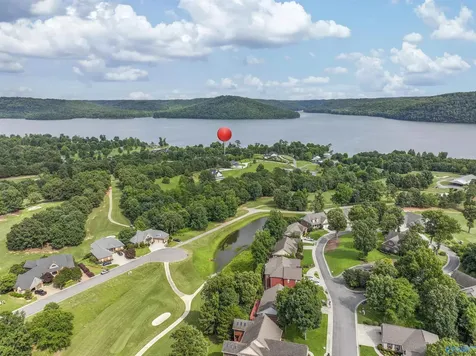 2331 Buck Island Drive Guntersville AL 35976