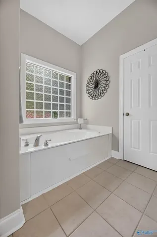 4410 Hidden Lake Drive Owens Cross Roads AL 35763