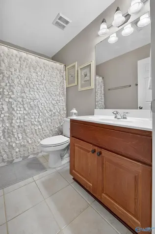 4410 Hidden Lake Drive Owens Cross Roads AL 35763