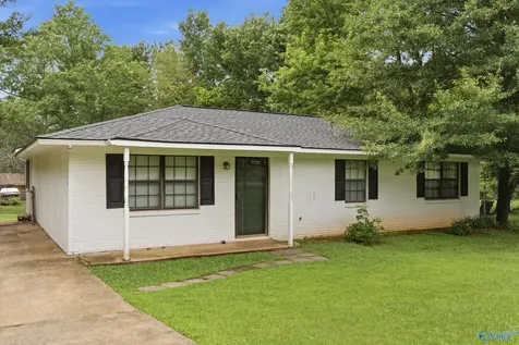 102 Greenwood Circle Harvest AL 35749