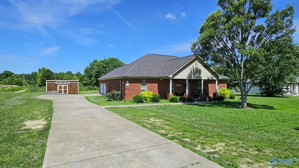 16811 Poplar Creek Road Athens AL 35611