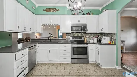 16811 Poplar Creek Road Athens AL 35611