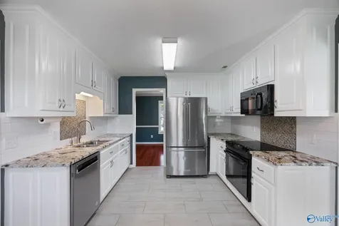 112 Buckskin Court Harvest AL 35749