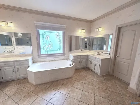 111 Glenmore Drive Madison AL 35758