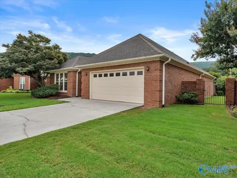 15057 Ashmont Boulevard SE Huntsville AL 35803